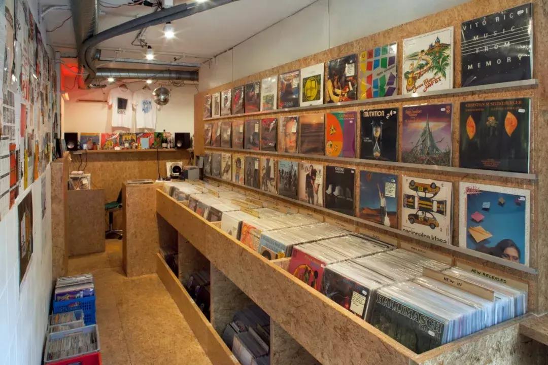 黑胶图书馆|*院妓**改造的唱片店，男人女人都想去