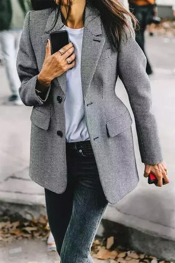 西装领子材质不一样,西装纽扣材质有什么讲究