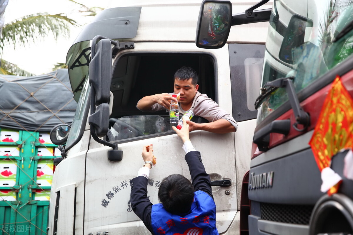 货车出事后保险多久可以理赔,货车商业险一般事故全责能理赔吗