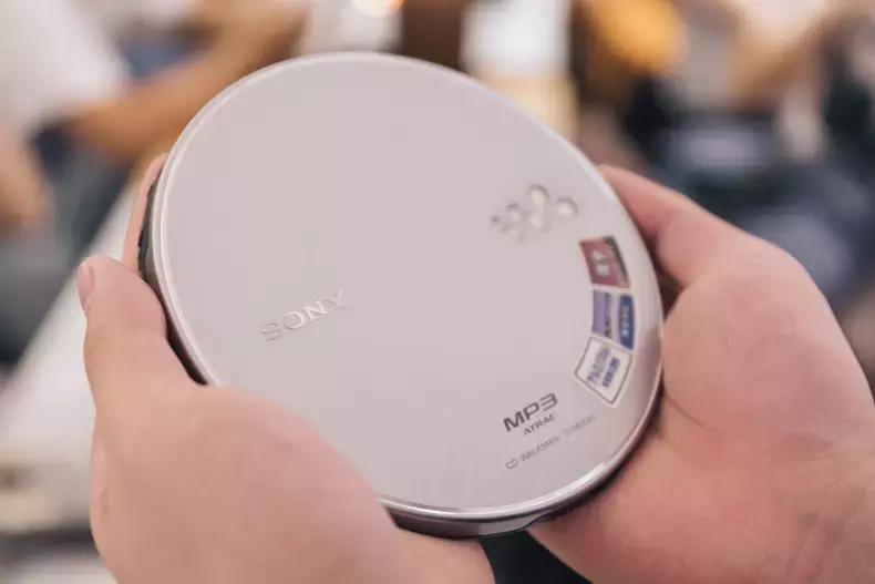 索尼随身听老款,索尼随身听10周年价值