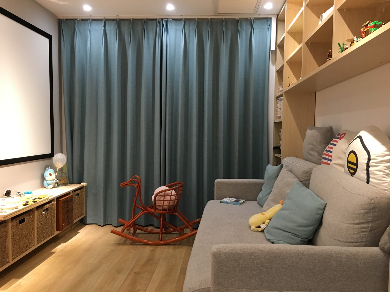 家装客厅流水灯光效果,家装灯光颜色怎么搭配