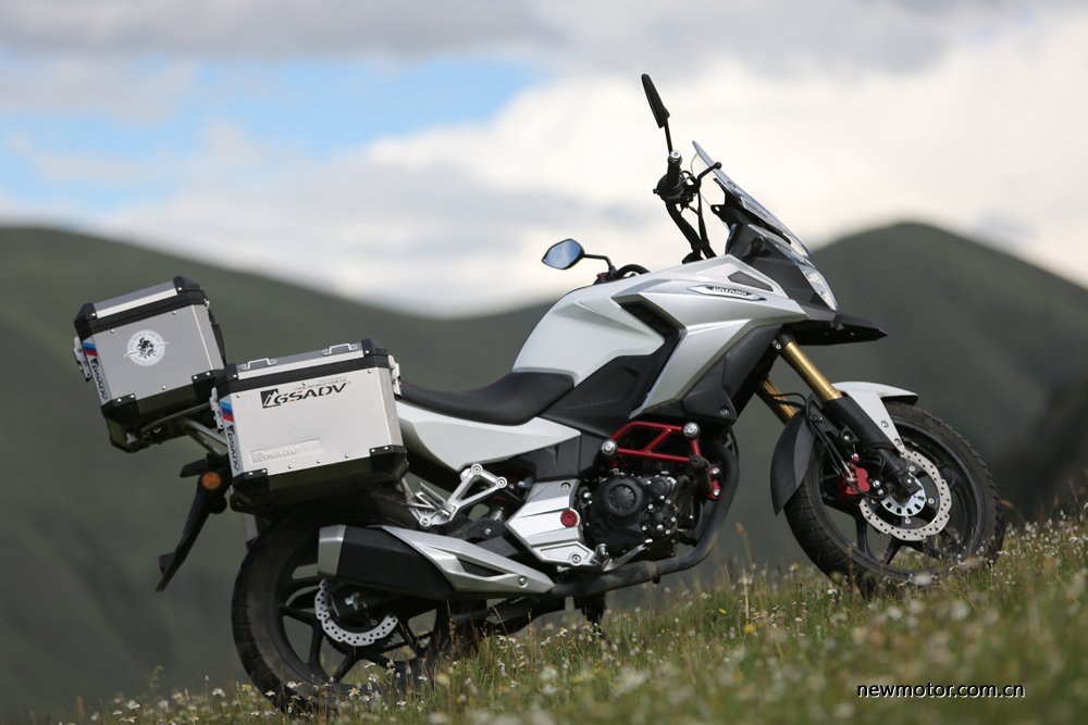 大阳天昴200拉力车加装射灯,大阳天昴200拉力车评测视频