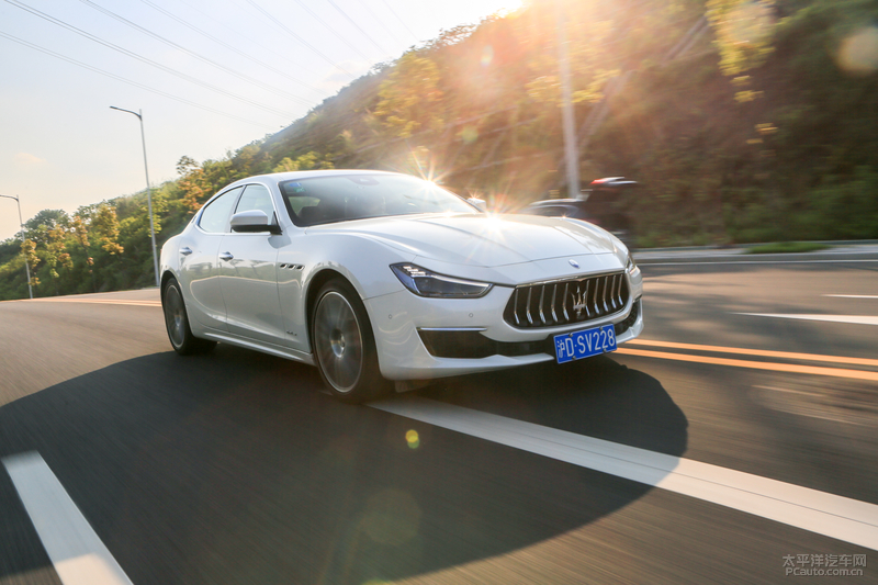 玛莎拉蒂ghibli和s350,玛莎拉蒂ghibli测试评价