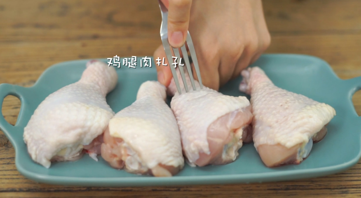 鸡腿裹面粉的做法,好吃的可乐鸡翅和可乐鸡腿怎么做