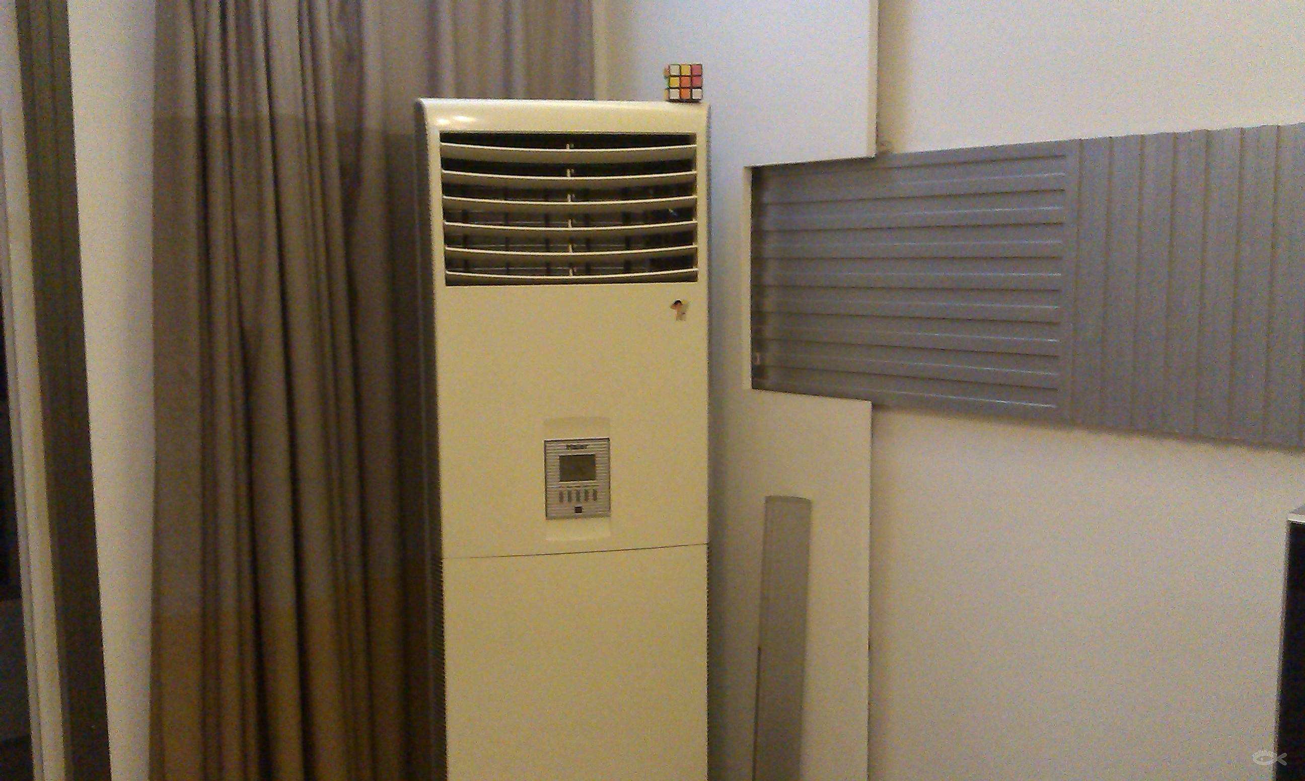 立式圆柱形空调和方形空调区别,柜式空调圆的和方的