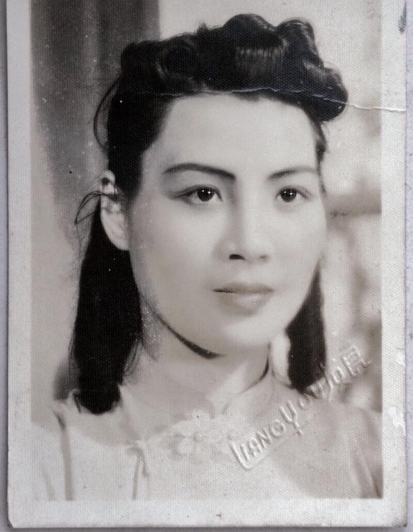 隐蔽战线英茵：牺牲肉身救同志，身份暴露后选择自杀，无人受株连