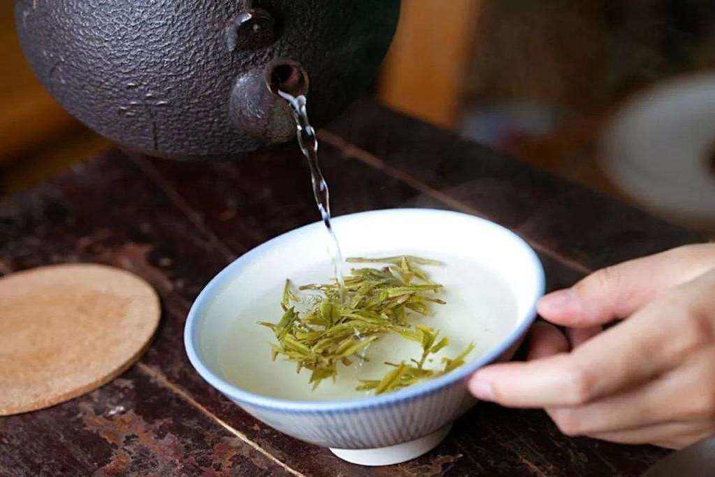 不苦不涩的茶还会有回甘和生津吗,怎么解决茶回甘生津