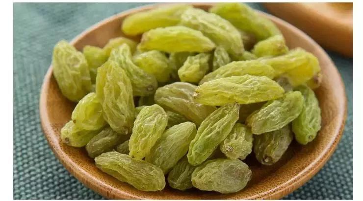 入夏后，这几种碱性水果不妨多吃,夏季多吃这六种碱性水果