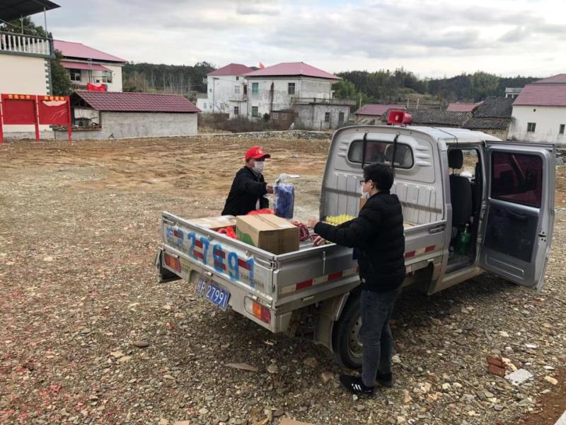 东至泥溪镇朱村村刘松林：村民最熟悉的代购员