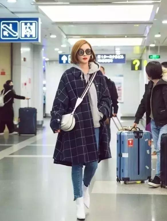 又好看也简单的大衣系法,火到烂大街的大衣时尚的穿搭方法