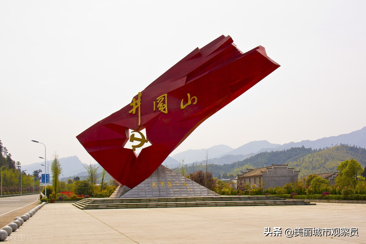 为什么自黑的人会受欢迎,为什么自黑还会招小人嫉妒