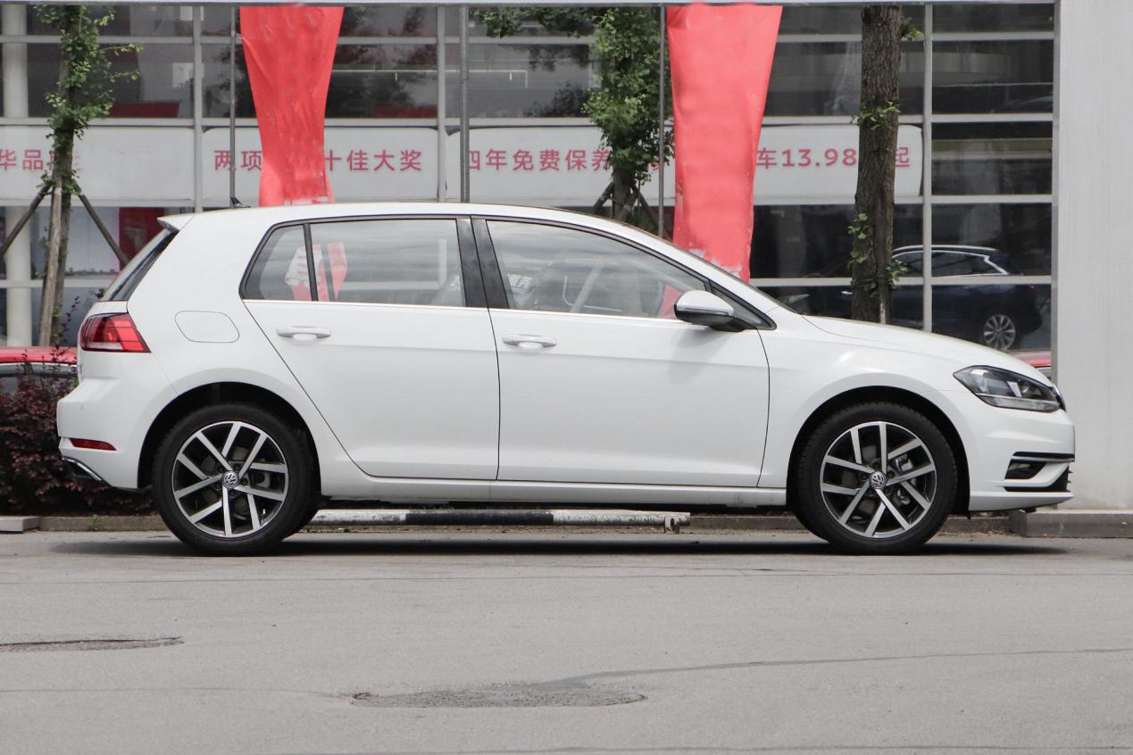 高尔夫旅行版优缺点,大众高尔夫61.4t手动挡优缺点