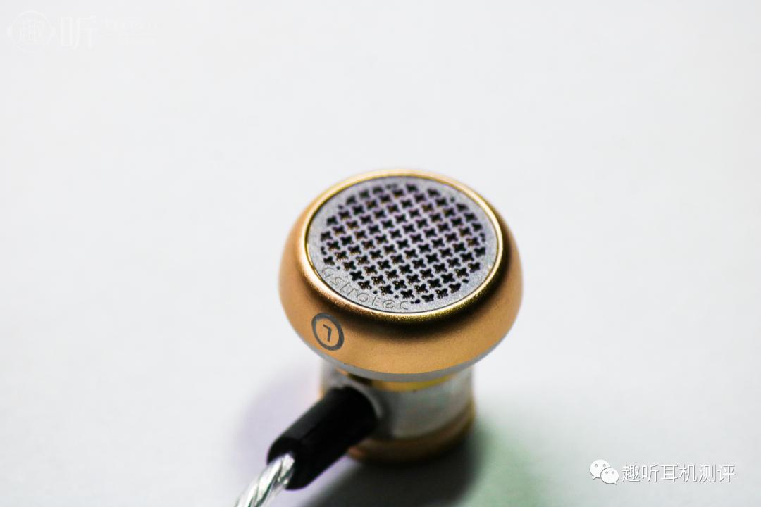 阿思翠飞鱼座耳机测评,小而美mcn