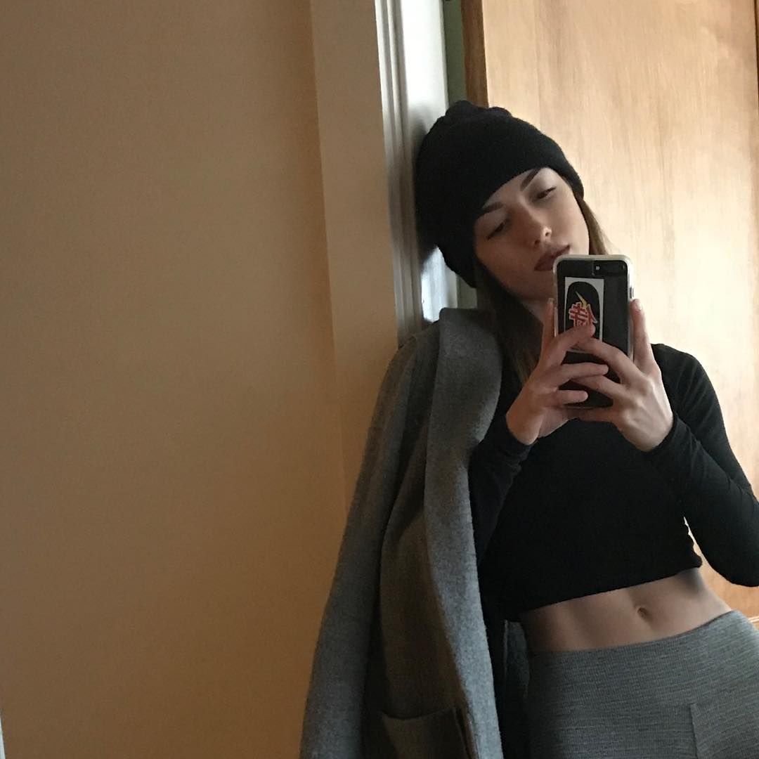 白天正经设计师晚上副业,一个不务正业设计师搞笑视频