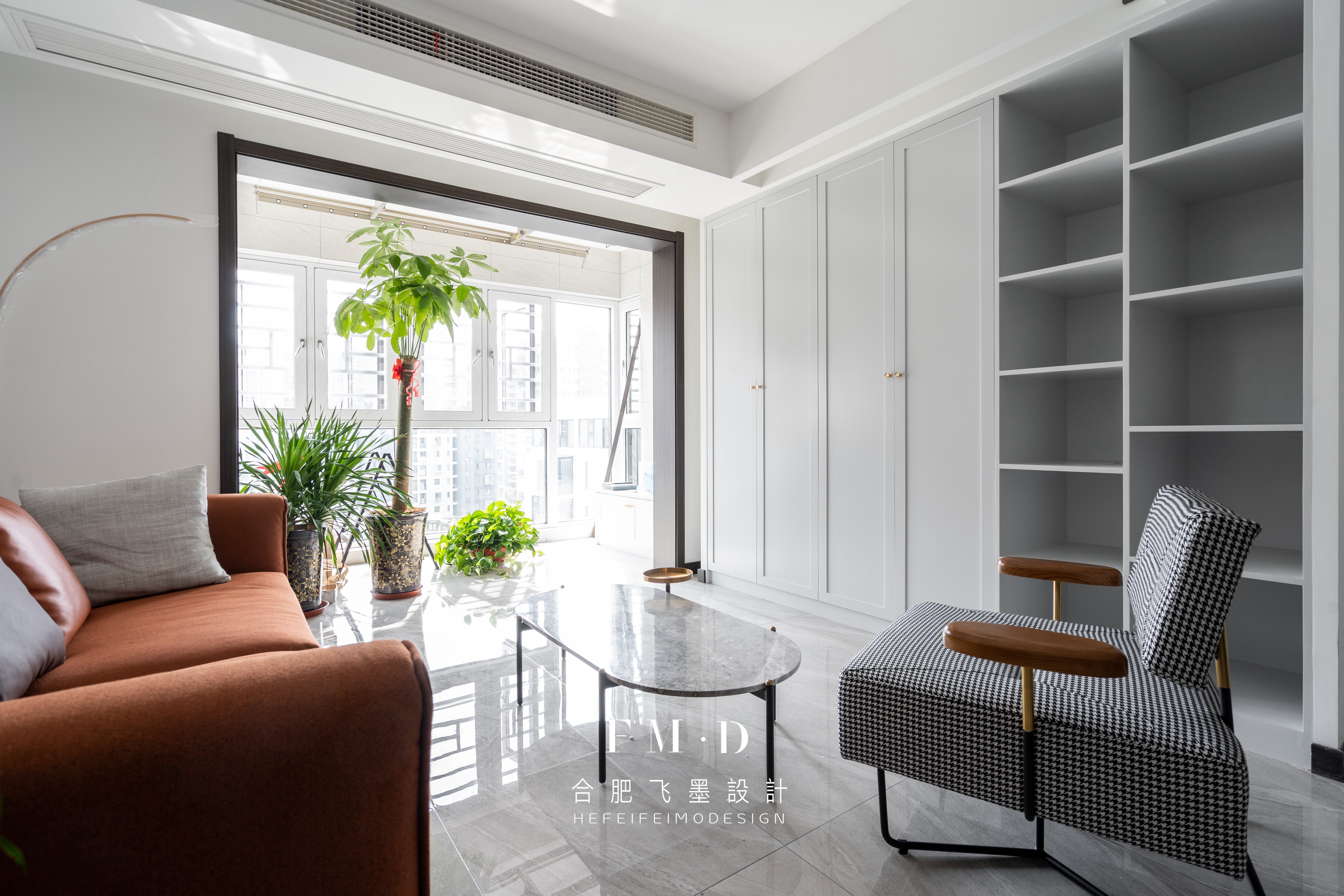 门洞不装门，这个细节要做到位：包一圈门套保护墙面，效果好看