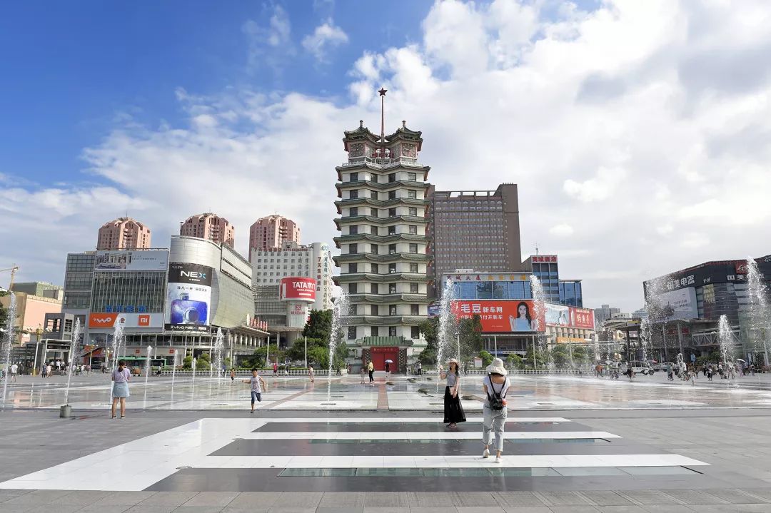 向世界宣传郑州,向世界推介郑州东区