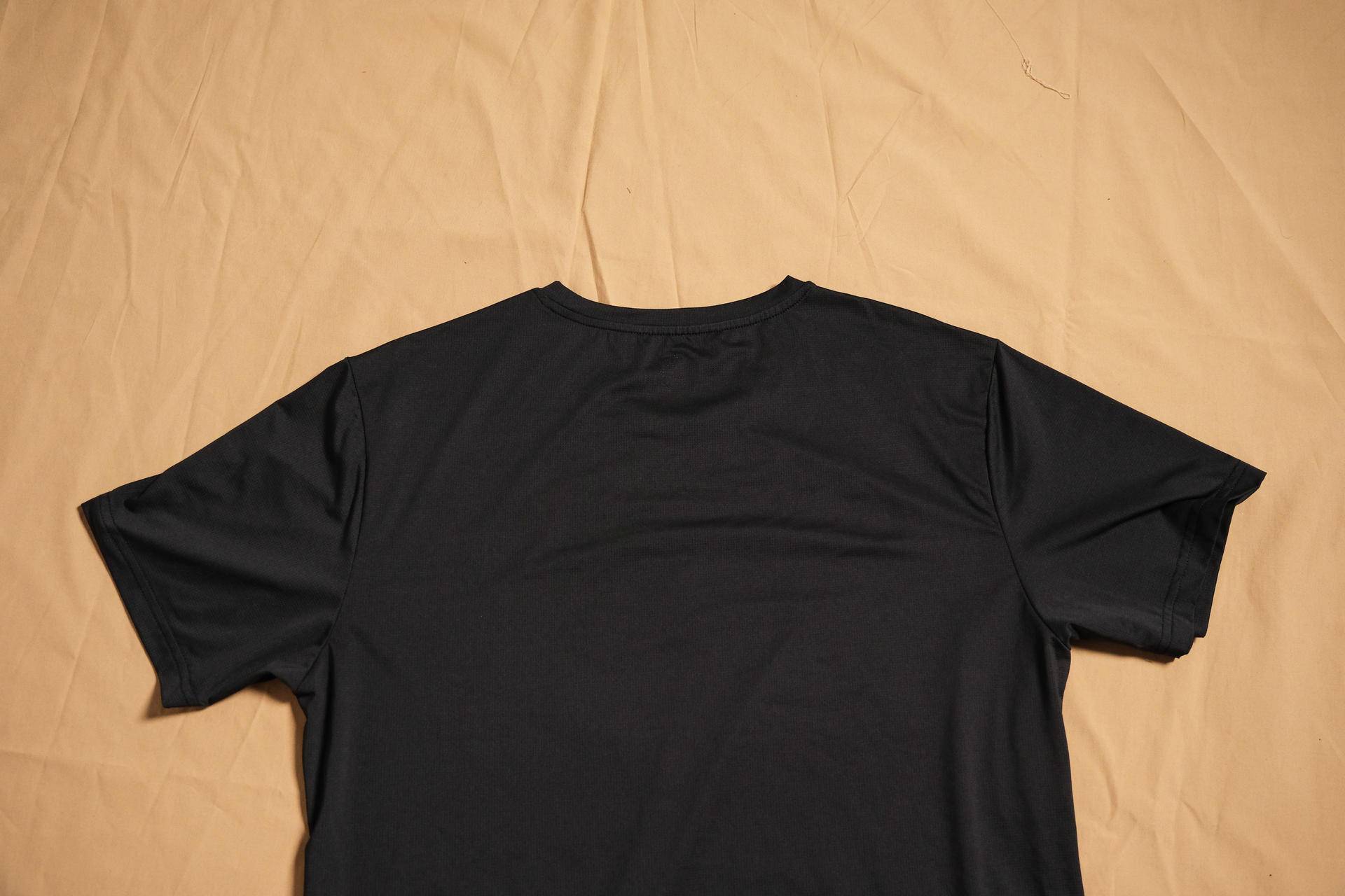 什么材质t恤适合夏天穿,夏季啥材质t恤凉快抗皱不缩水