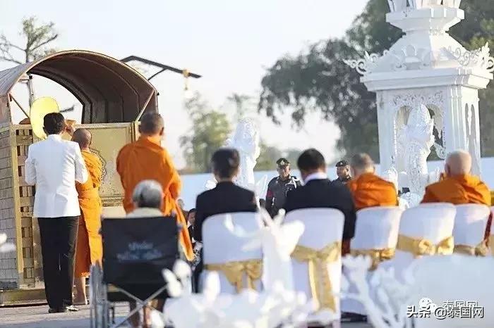 泰国和尚哭了视频,泰国活着的高僧哭丧