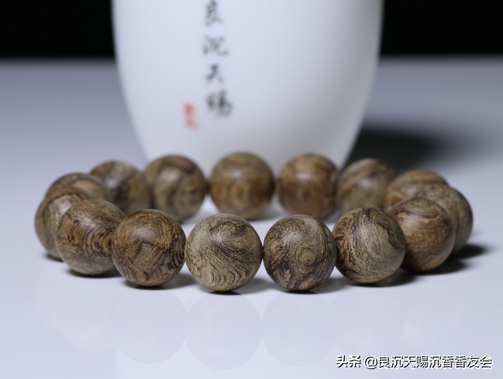 西马与东马沉香哪个贵,西马和东马沉香哪个味道好