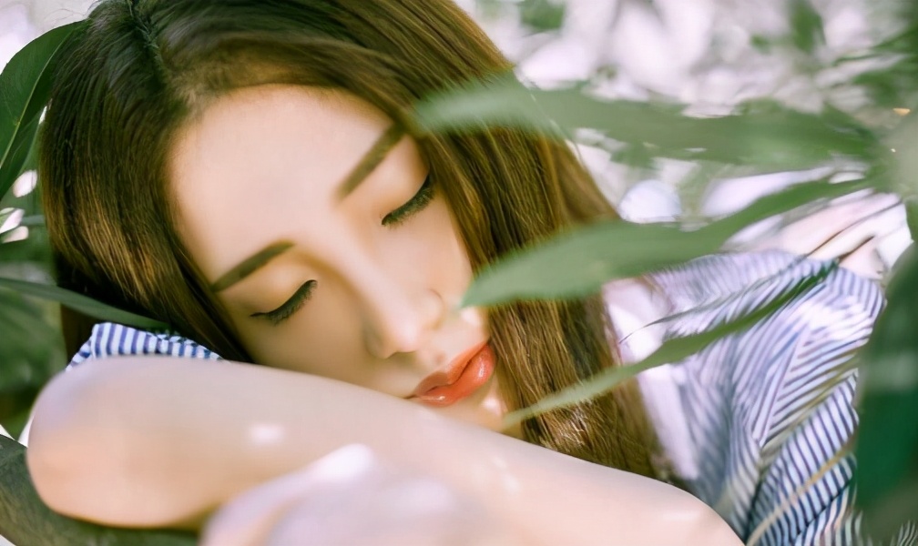 去油蓬松洗发水推荐油头救星,女性油头发用什么洗发露