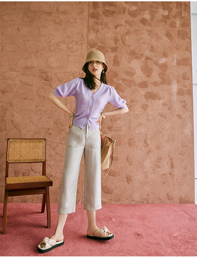 赏心悦目的针织上衣，像穿T恤一样简单却更轻松明快，敲有FLU