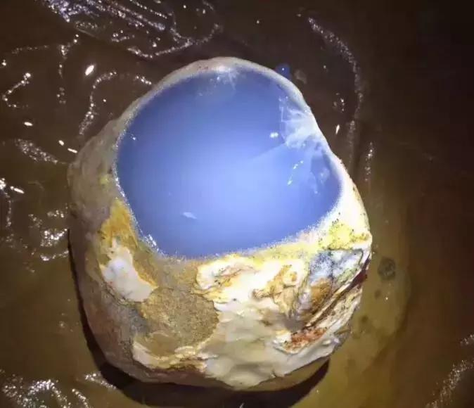 玉髓为什么看上去不透,玉髓不好在哪里