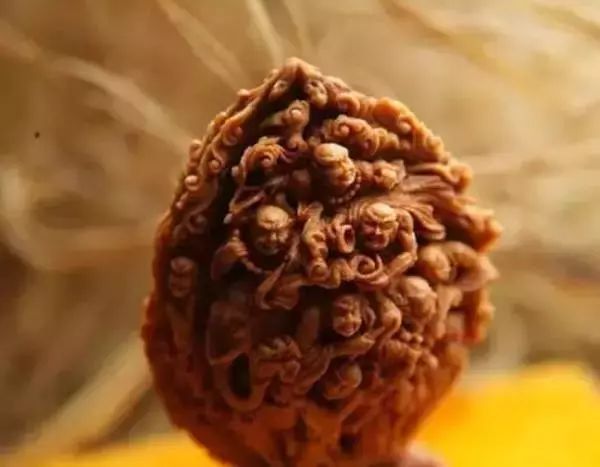 桃核金蟾的雕刻方法,手工雕刻桃核刀全套