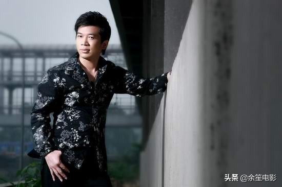 流浪歌手陈星今何在,流浪歌陈星1997年发行专辑