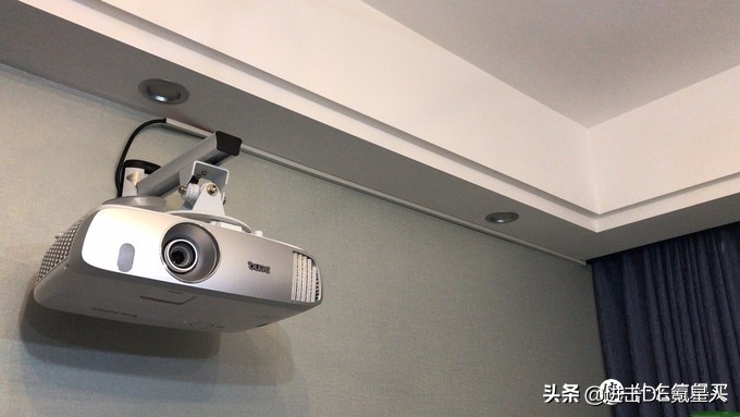 回音壁和投影组建家庭影院,全景声影院搭建