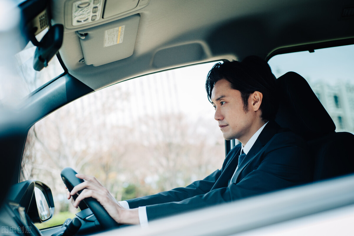 我脾气很好但是容易激怒,我脾气不好但是我能控制住自己