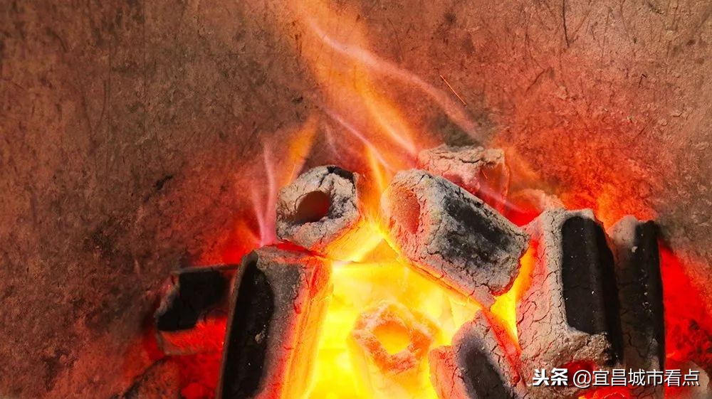 *飞机打**不打折！解放路这家店，男友一周撸3次……