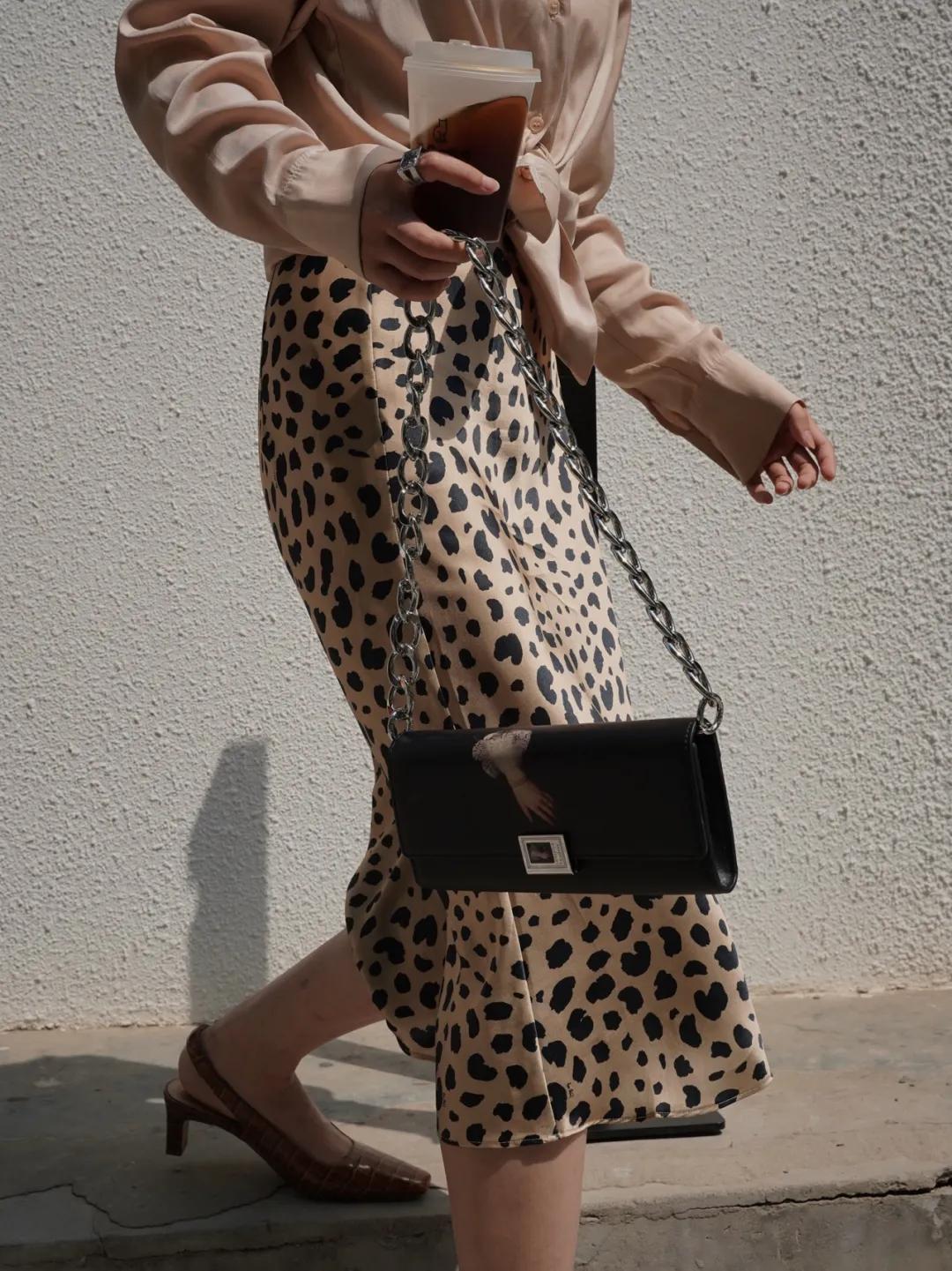 2021年流行的包包女款,2021年最流行包包大牌