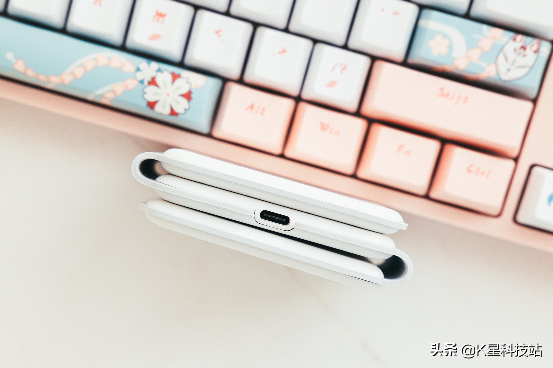 iphone13pro远峰蓝配透明壳,iphone13pro远峰蓝开箱