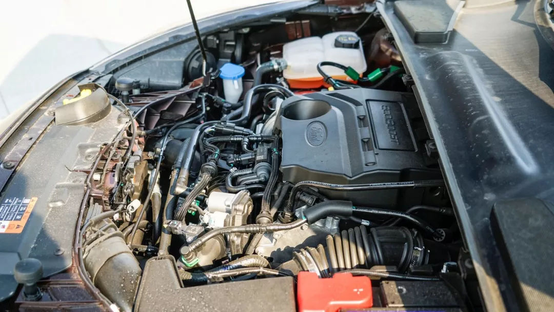 福特新款福睿斯实拍曝光颜值提升,长安福特福睿斯性能测试