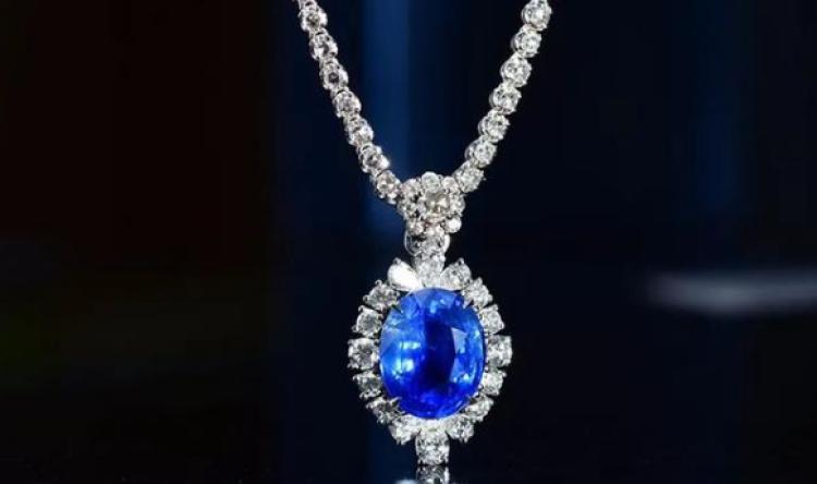 克莱因蓝跟宝蓝色的区别图片,克莱因蓝车有哪些