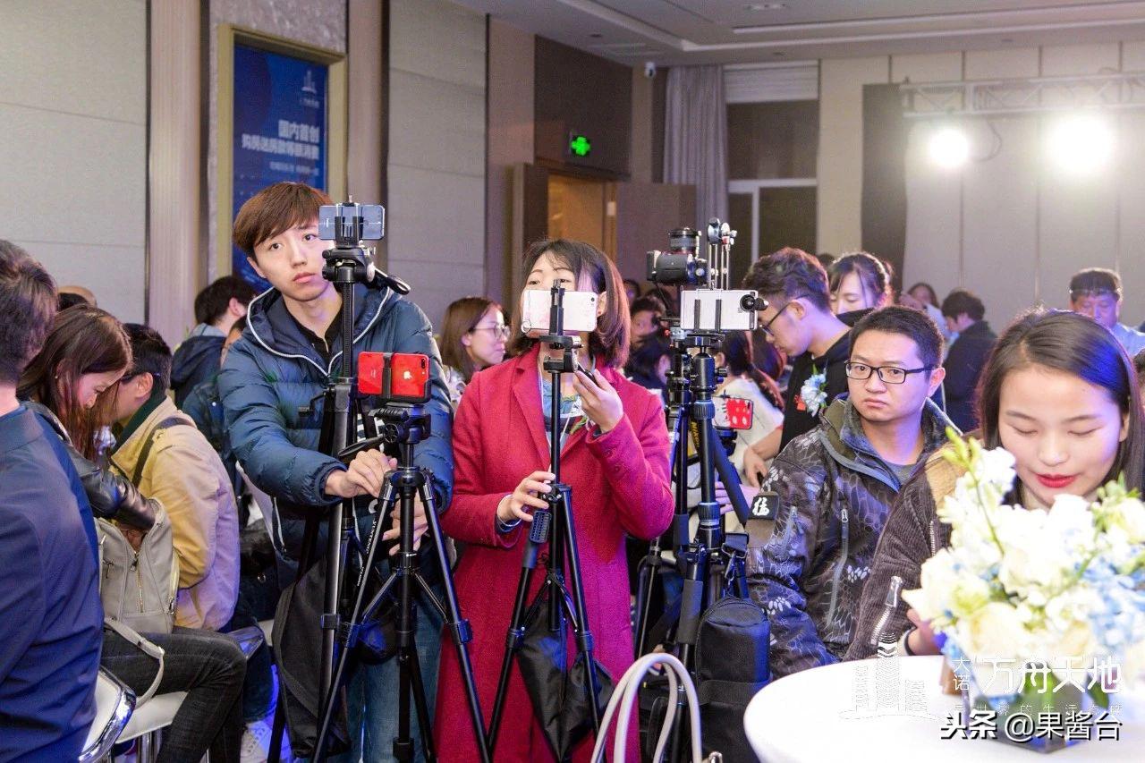 鎴愰兘澶ц鏂硅垷澶╁湴,澶ц鏂硅垷澶╁湴鏄嗘槑