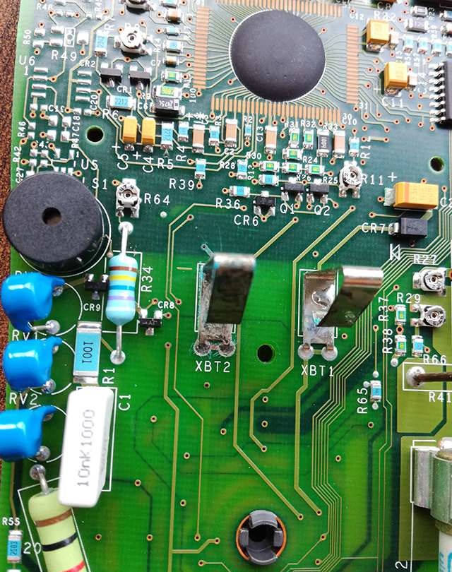 为何美国FLUKE15B比国产万用表耐用？拆机一看，你就明白了