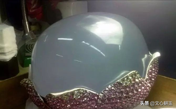 昭仪之星翡翠是帝王紫吗,世界顶级翡翠昭仪之星