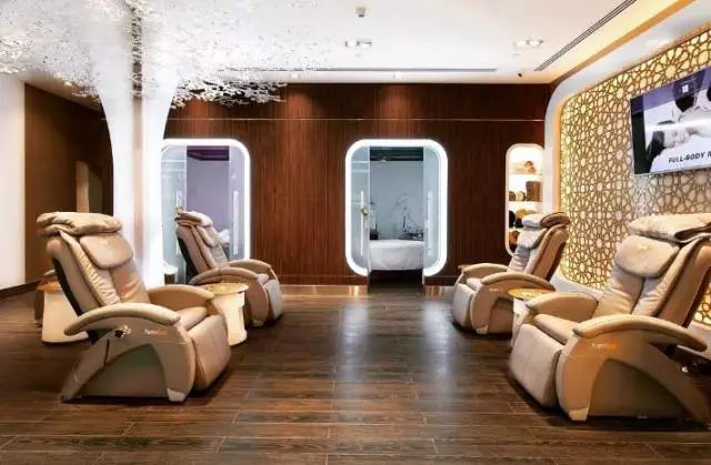 迪拜国际机场的特色,迪拜机场2号航站楼购物攻略