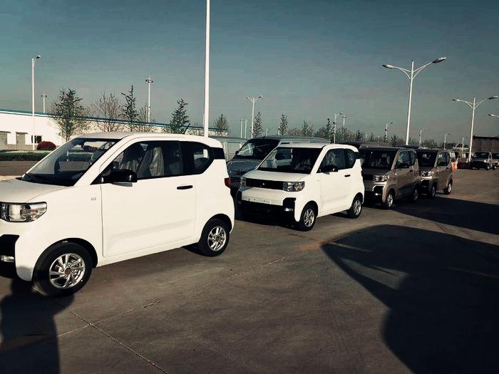 五菱宏光miniev磷酸铁锂和三元锂,五菱宏光miniev170km多少钱