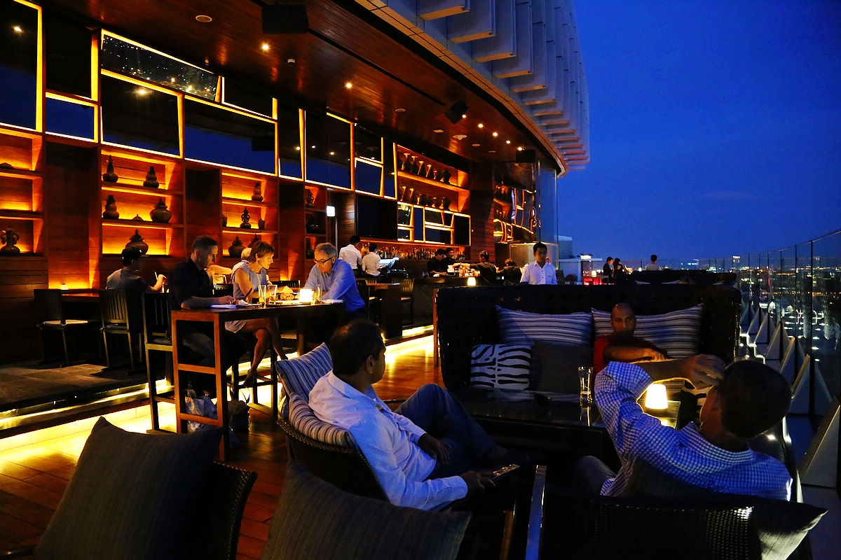 花1000泰铢请个泰国姑娘做导游,去泰国旅游找私人导游骗局揭秘