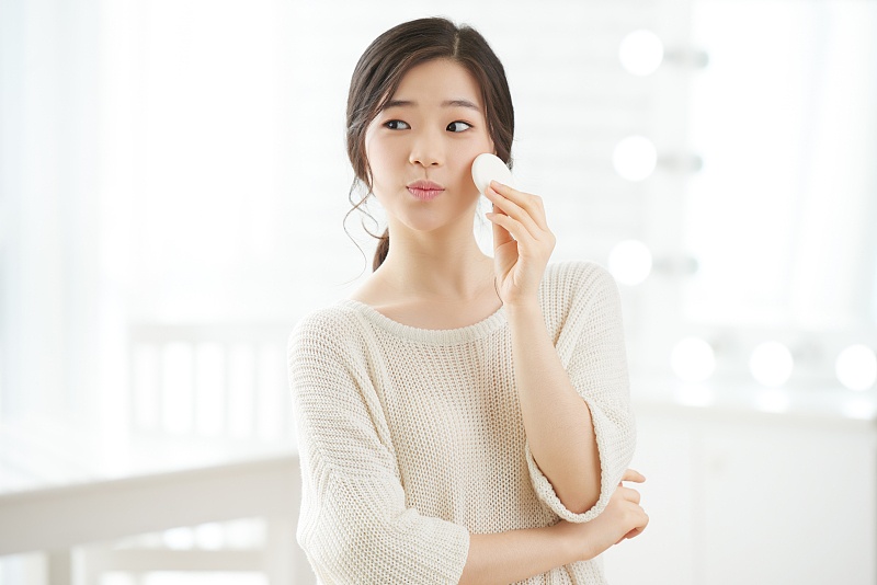 男人外面找女人会对妻子冷淡吗,男人外面找女人为什么不离婚