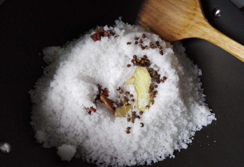 腌腊鱼挂之前需要清洗吗,腌腊鱼要不要把盐炒起来