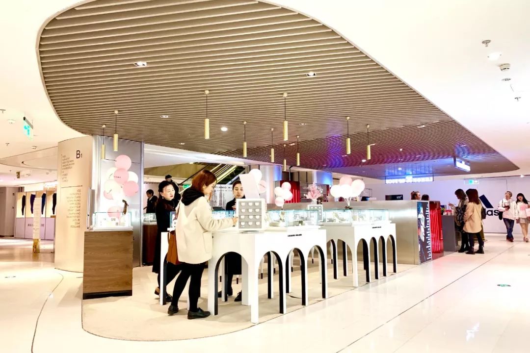 新天地拍摄现场,新天地广场完整视频