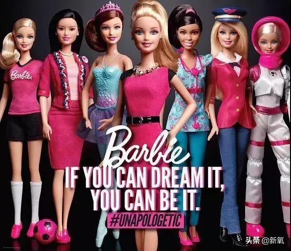 关晓彤黑色芭比造型,关晓彤专属芭比娃娃