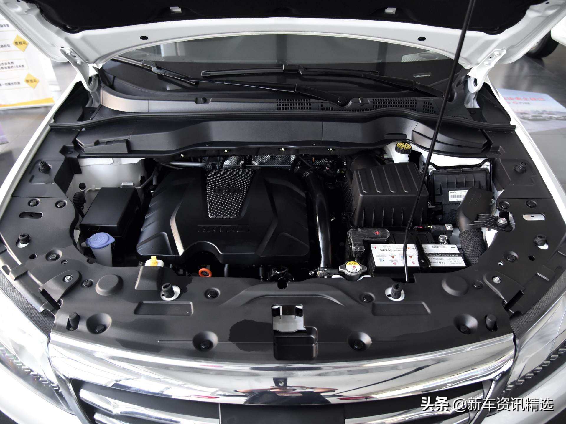 哈弗h2适合年轻人的经济型suv,低价位自动挡省心省油suv