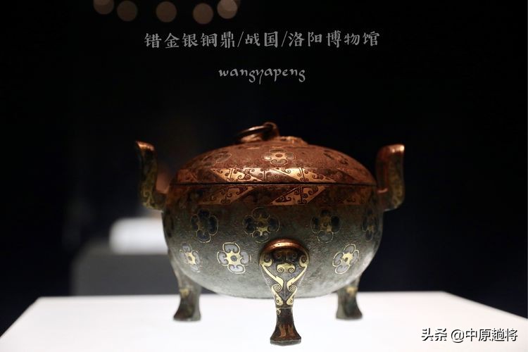 洛阳博物馆专门为二十多件珍宝成立了一个展馆