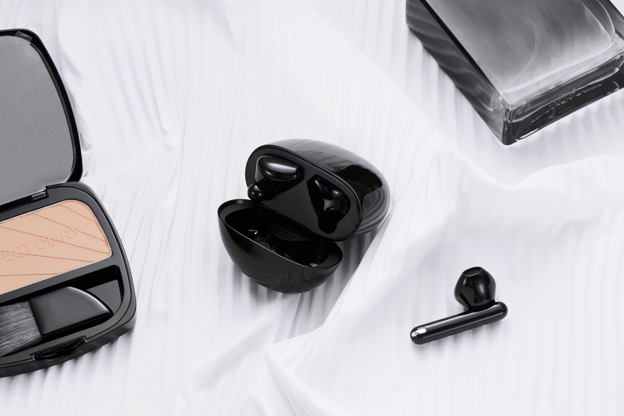 降噪延时全升级，质感秒杀同价产品？OPPOEncoPlay开箱