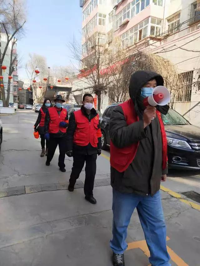 【众志成城战疫情】康东社区临时*党**支部以“三快三亮四有”工作法打好全民参与疫情防控阻击战