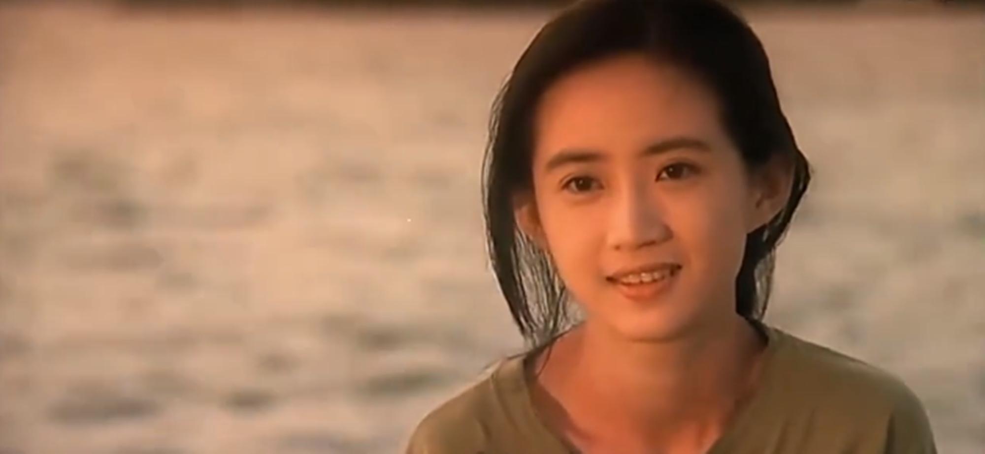 她因拒绝潜规则无奈退出娱乐圈,拒绝潜规则后被雪藏